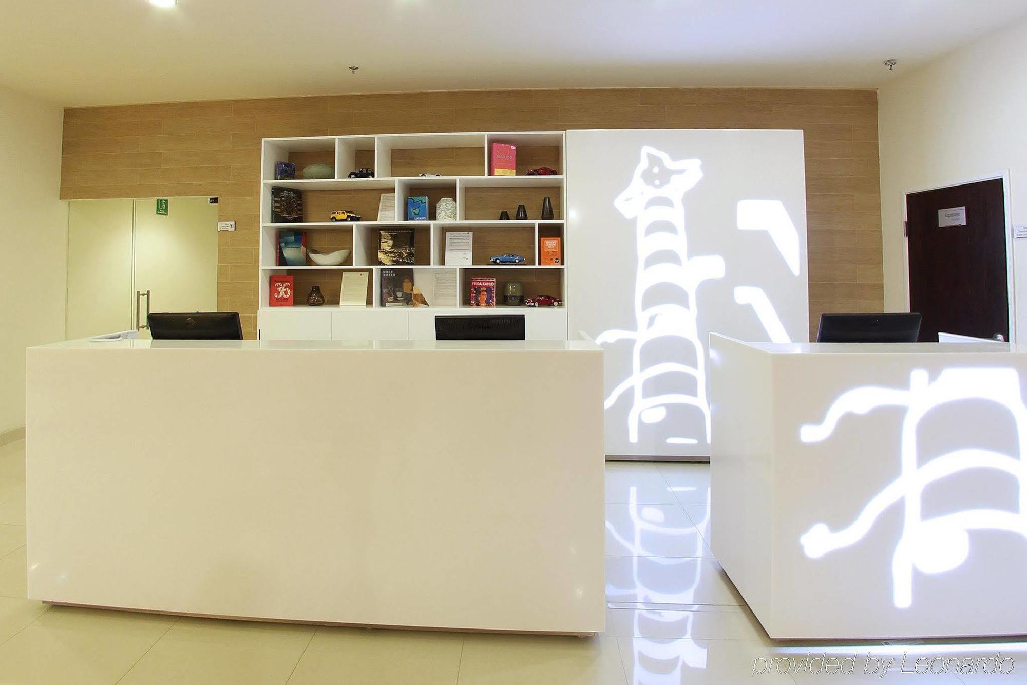 Fiesta Inn Коацакоалкос Екстериор снимка